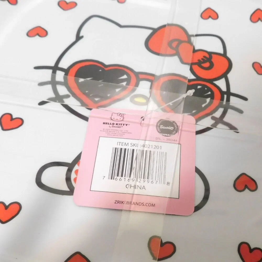 Hello Kitty Red White Melamine Large Plastic Dinner Plates Set of 4 NWT - Picture 5 of 5